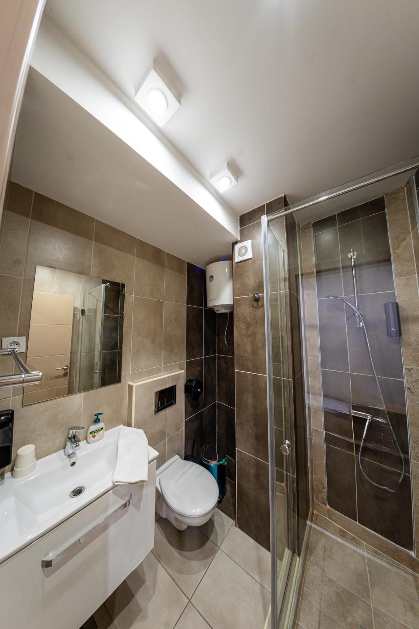 Nar Royalton Accommodation Ni Kamer foto