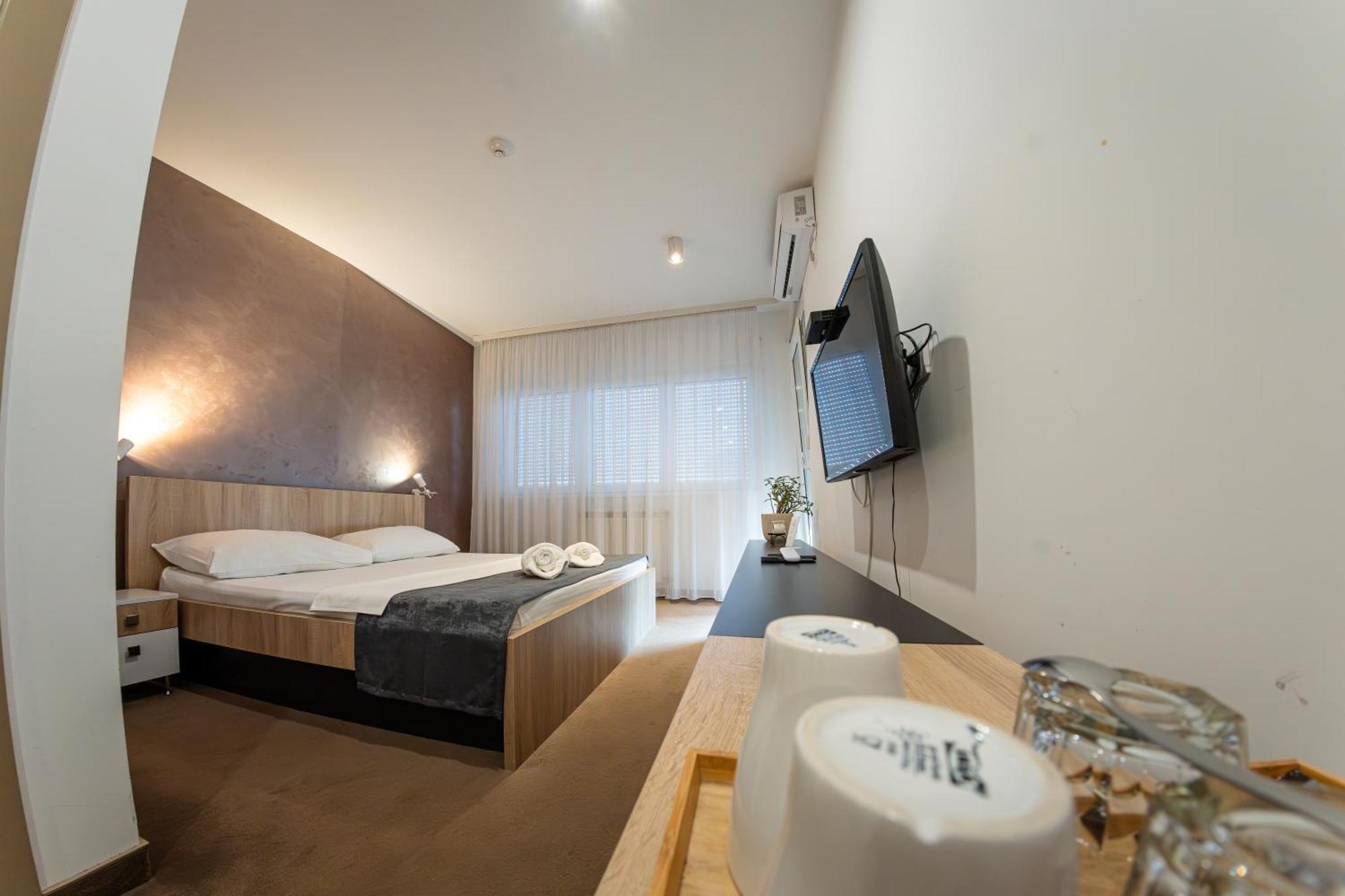 Nar Royalton Accommodation Ni Kamer foto